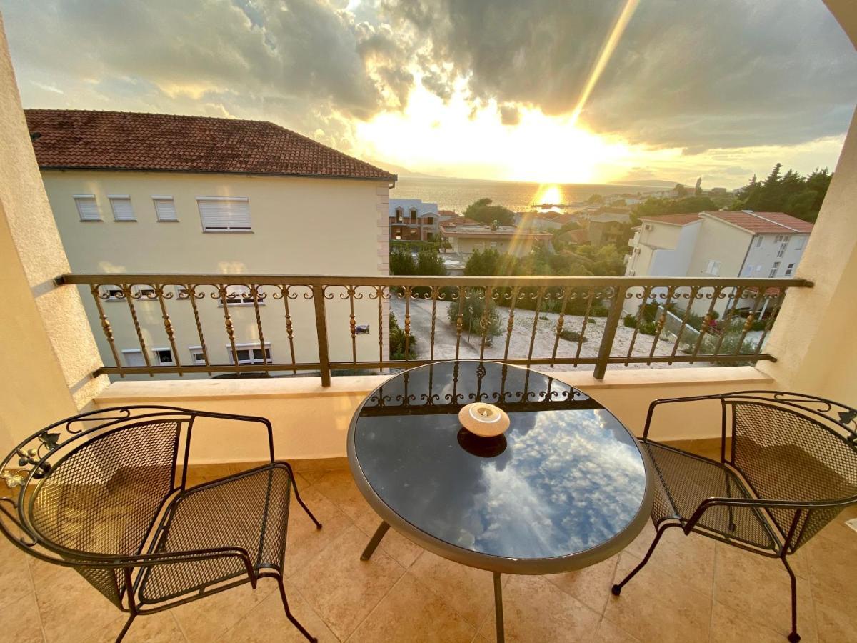Apartments Grozdana Gradac  Bagian luar foto