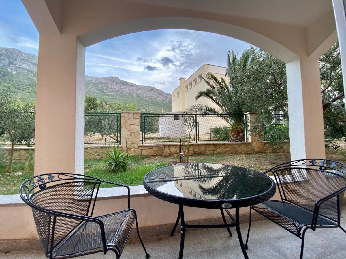 Apartments Grozdana Gradac  Bagian luar foto