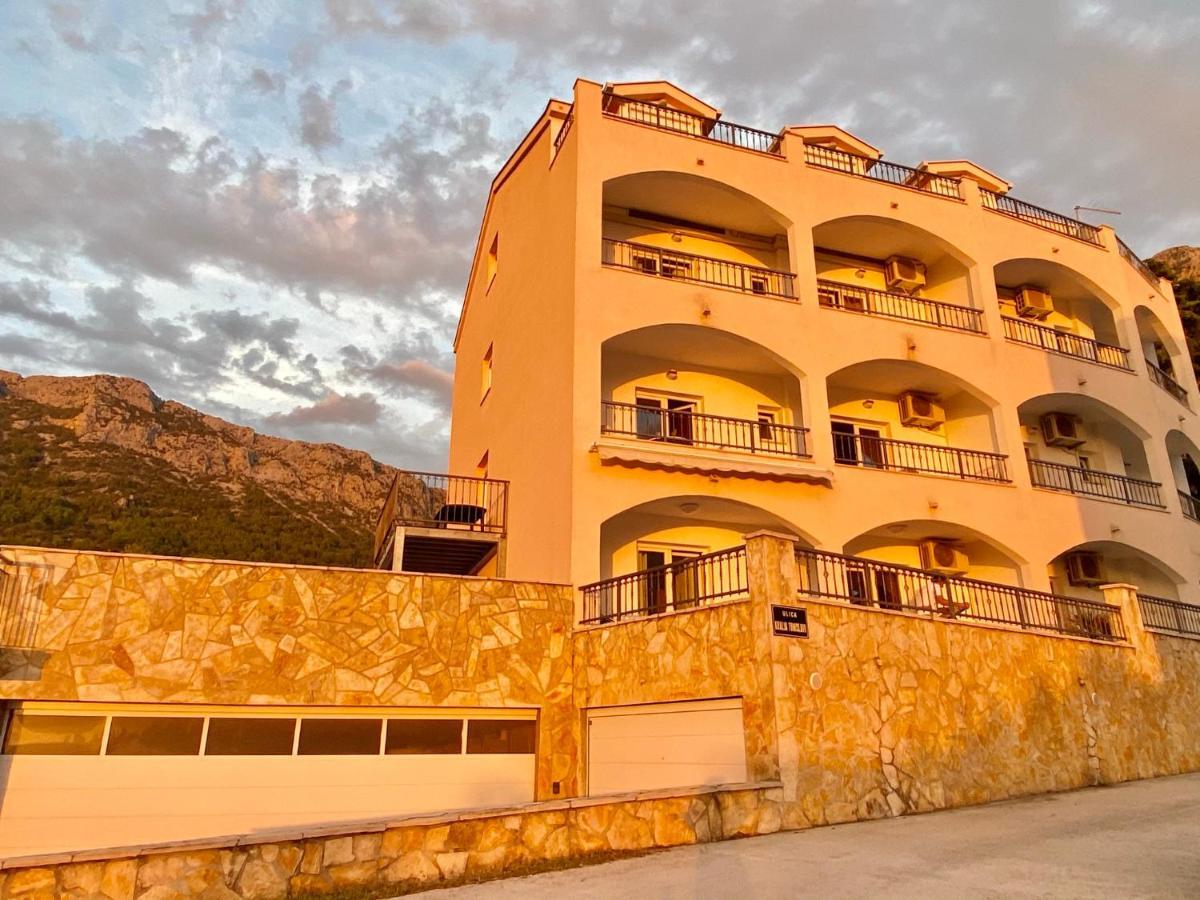 Apartments Grozdana Gradac  Bagian luar foto