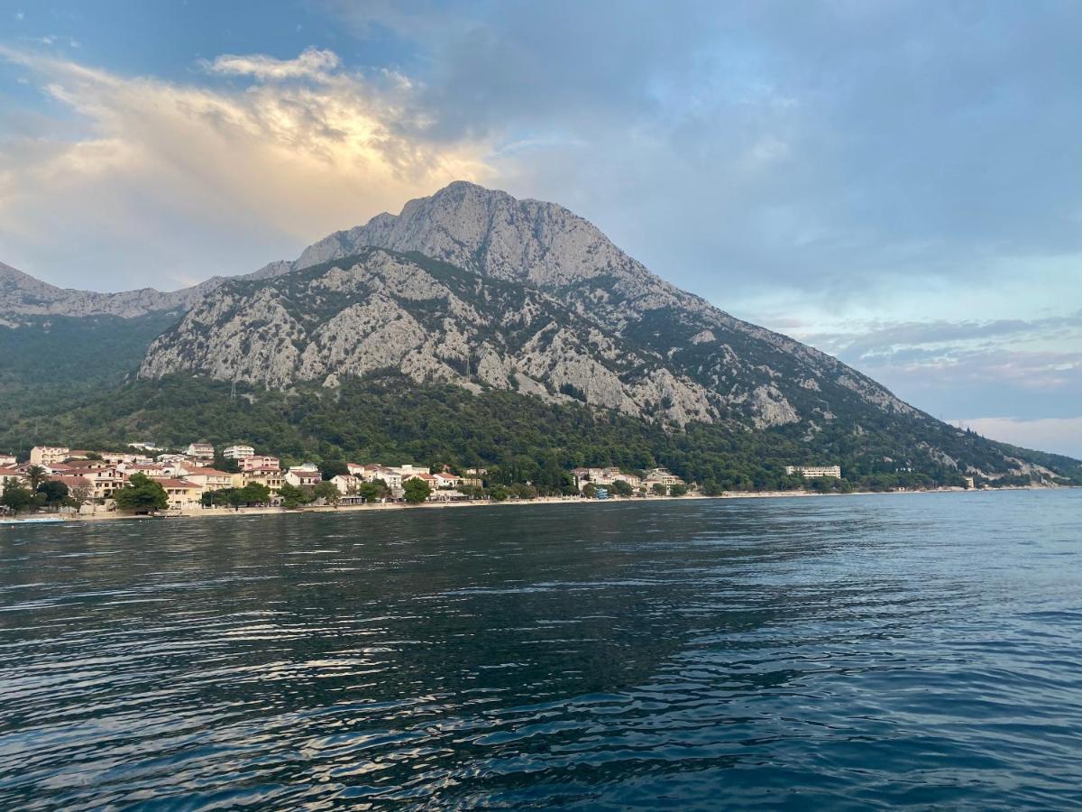 Apartments Grozdana Gradac  Bagian luar foto